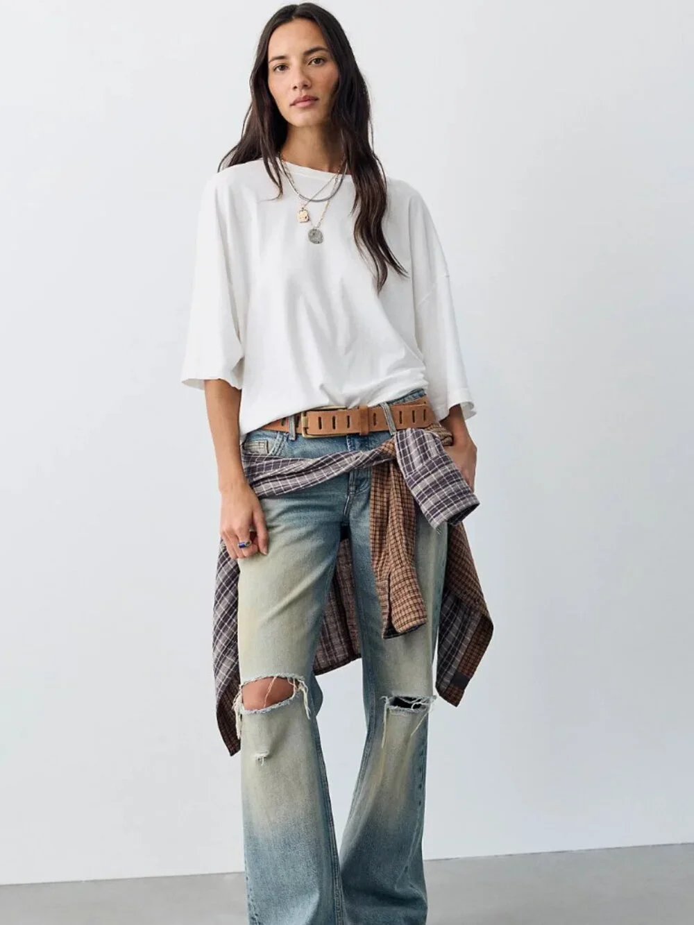 NWOT - Free People - We The Free Perfect Oversized Tee - White - Size Medium - Picture 3 of 6